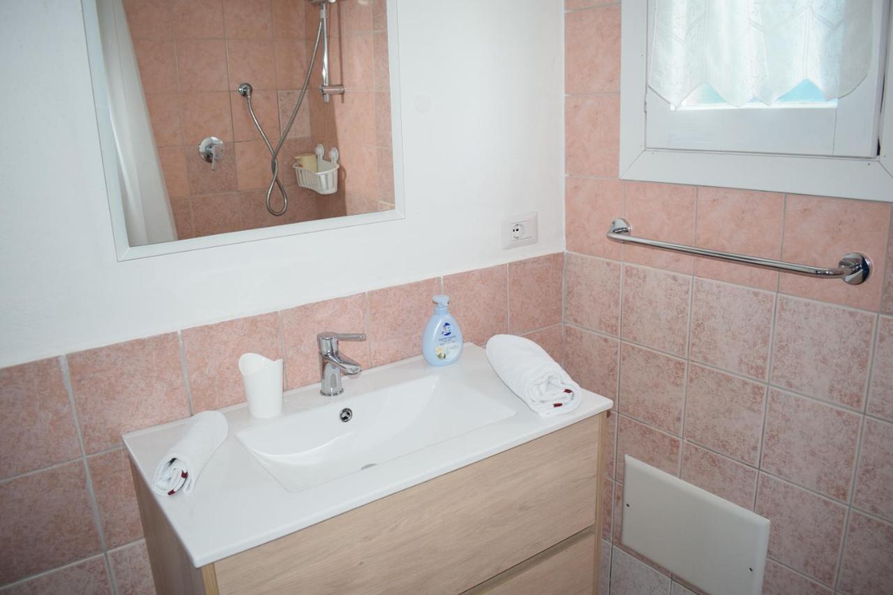 Sa Domitta Di Suiles Apartment ออลเบีย ภายนอก รูปภาพ