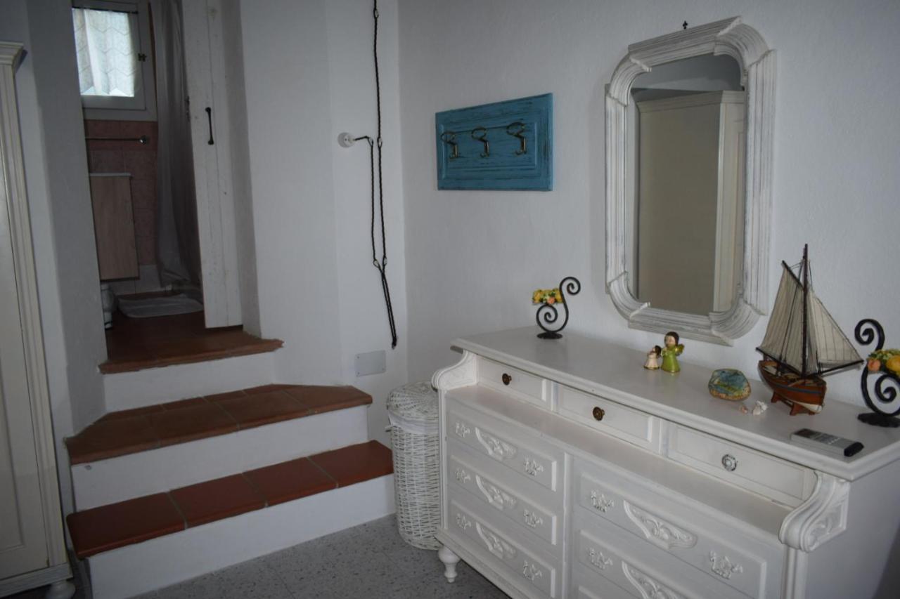 Sa Domitta Di Suiles Apartment ออลเบีย ภายนอก รูปภาพ